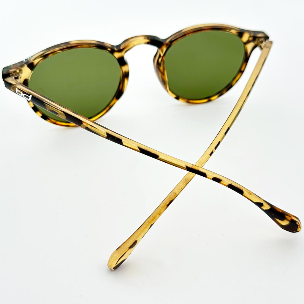 Firenze - occhiale rotondo tartarugato e lente verde